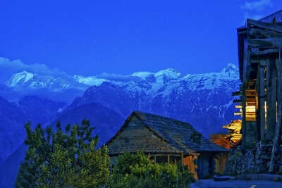 Hidden Romantic Places in Himalayas