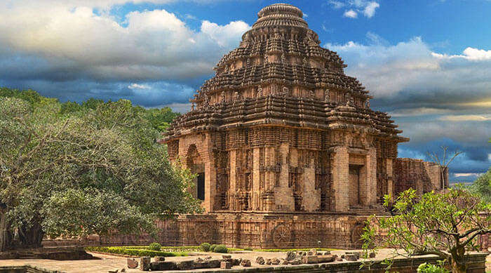 The Jagannath Temple, a prominent tourist attraction to explore on a road trip from Kolkata to Puri