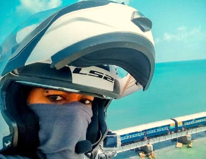 Candida clicking a selfie near the Rameshwaram Pamban Bridge 