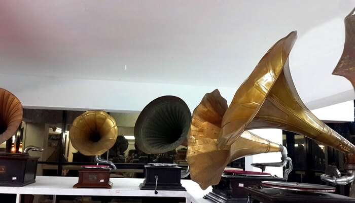 A collection of gramophones at Discs & Machines - Sunny's Gramophone Museum