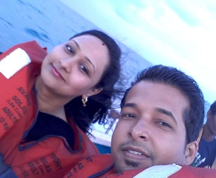Agam and his wife click a selfie