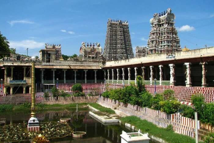 Kothandaramaswamy Temple, the temple with a pond in Rameshwaram