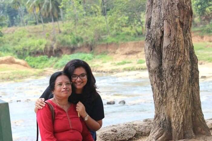 Jitha with her mother in the Elephant Orphanage