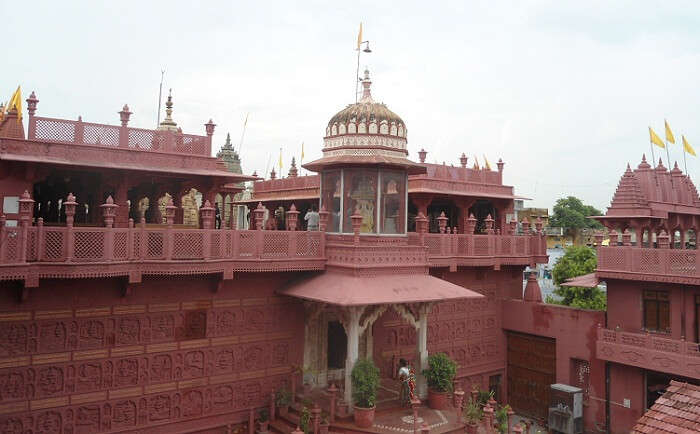 The popular Digambar Jain Temple at Sanganer