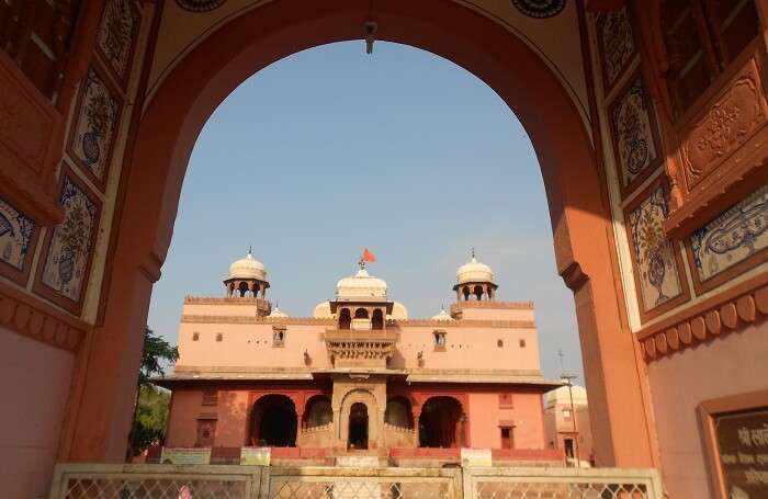 The red sandstone structure of the Shiv Bari Temple that is one of the tourist places in Bikaner