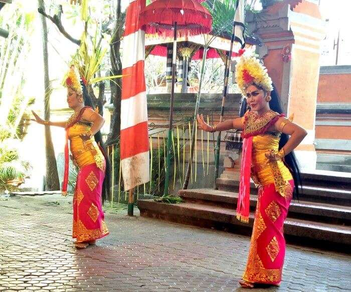 Cultural performance of Bali