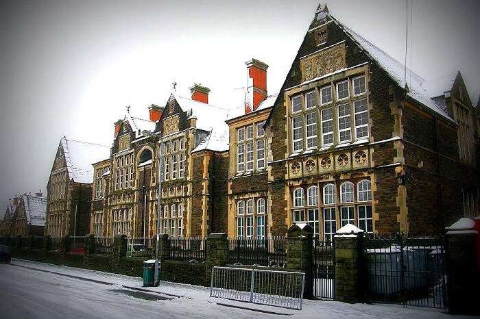 Snow-covered buildings and street in Lansdowne in winter season