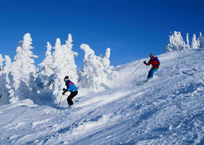 Indulge in skiing in Mashobra during winters