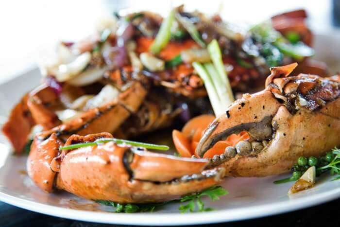 Gorge on fresh seafood in Cambodia