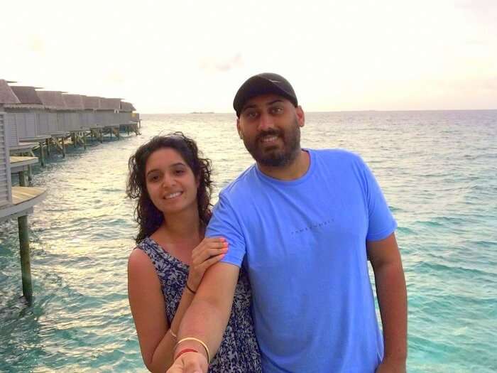 Angad and his wife take a selfie in Maldives