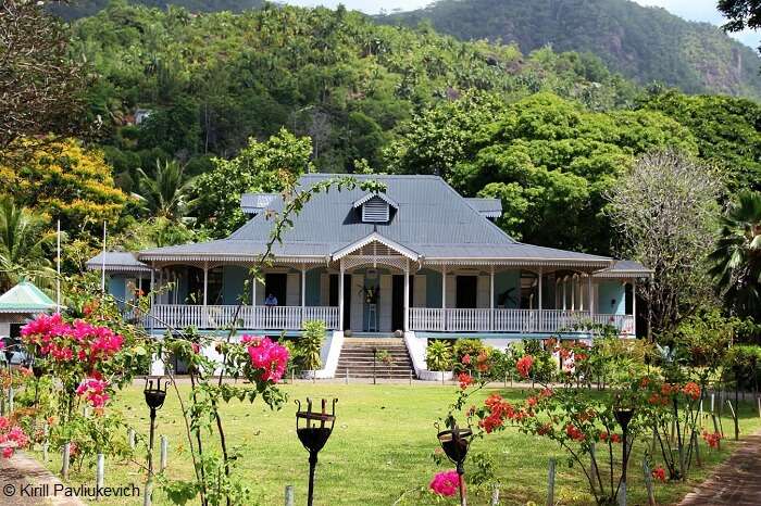 The colonial house in Craft Village that is one of the Seychelles tourist attractions