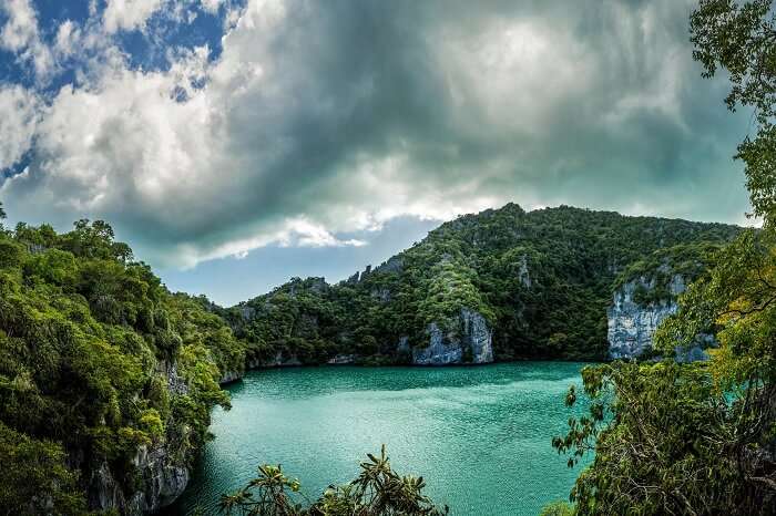 A view of the Emerald Green Lagoon at the Angthong Marine National Park