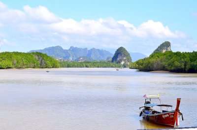 A boat tour