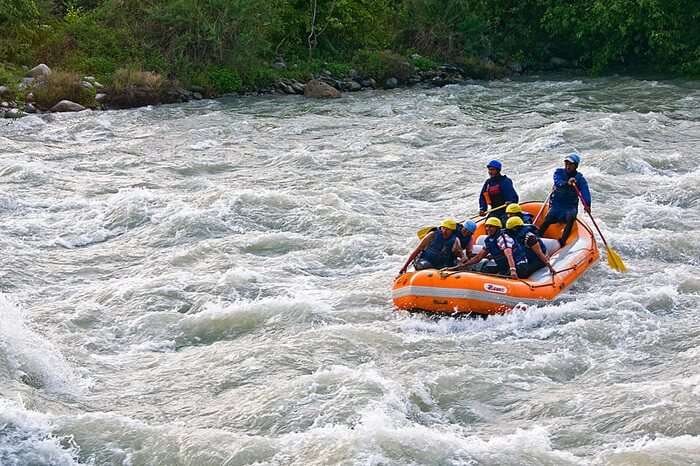 River rafting in Lidder River is one of the most adventurous things to do in Kashmir