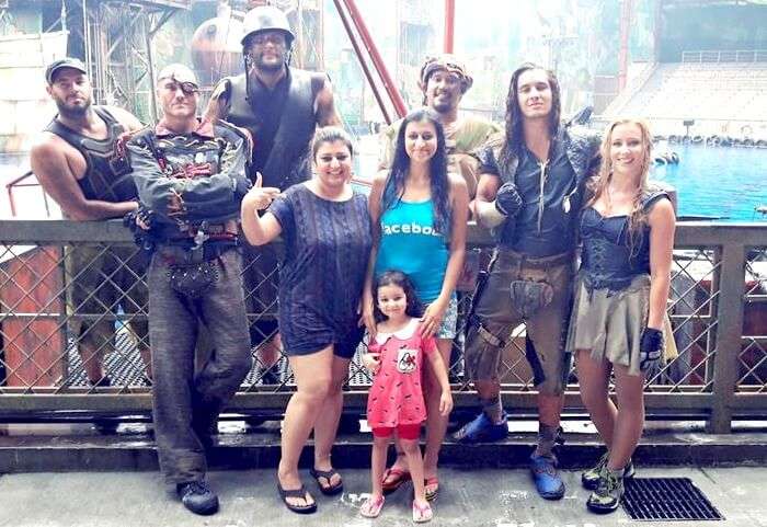 Srishti and her niece at the Universal Studios in Singapore