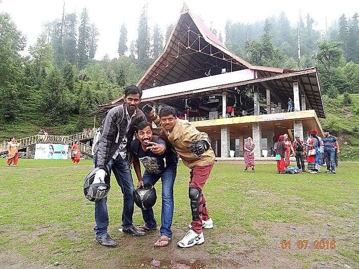 Satish and his friends in Manali