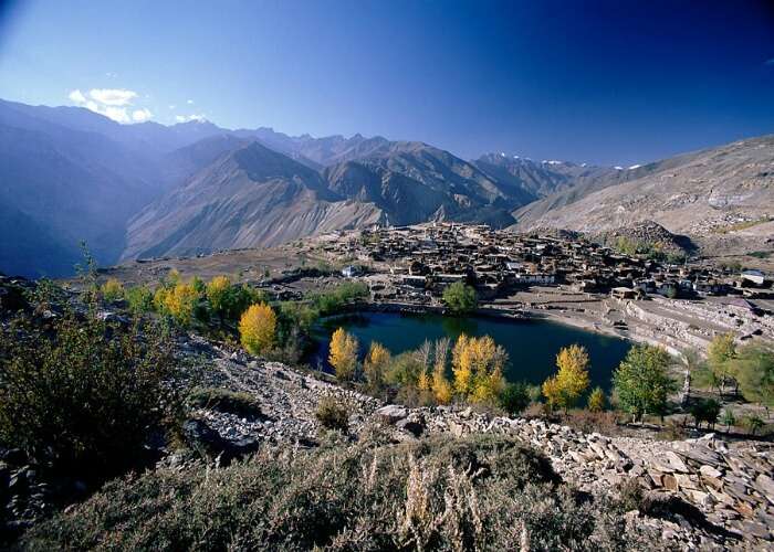 The beautiful view of the hills in Himachal