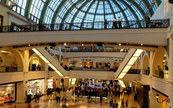 Shopping in the Mall of the Emirates
