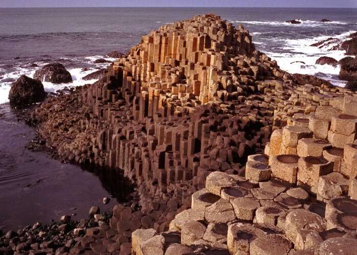 Symmetrical rock formation at the Giant's Causeway in Ireland