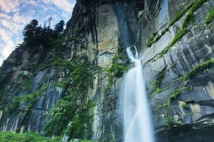 Jogini waterfalls in Manali