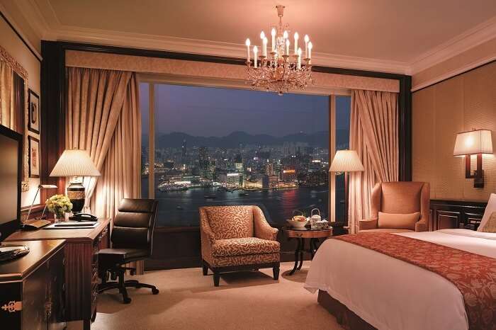 A grand suite at the Island Shangri-La hotel in Hong Kong