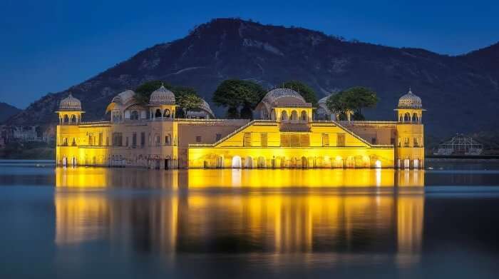 The magnificent Jal Mahal during sunset