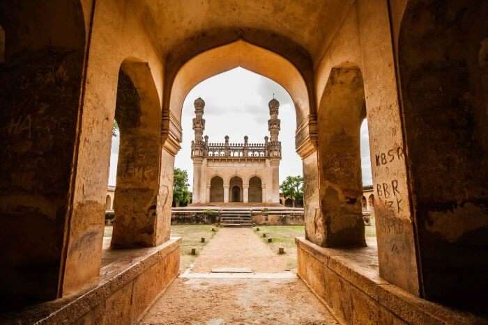 The stunning Jamia Masjid in Gandikota fort is a sight to behold!