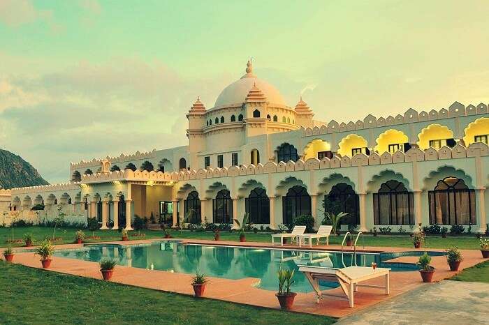 The beautiful looking exteriors and swimming pool at the Gulaab Niwas in Ajmer