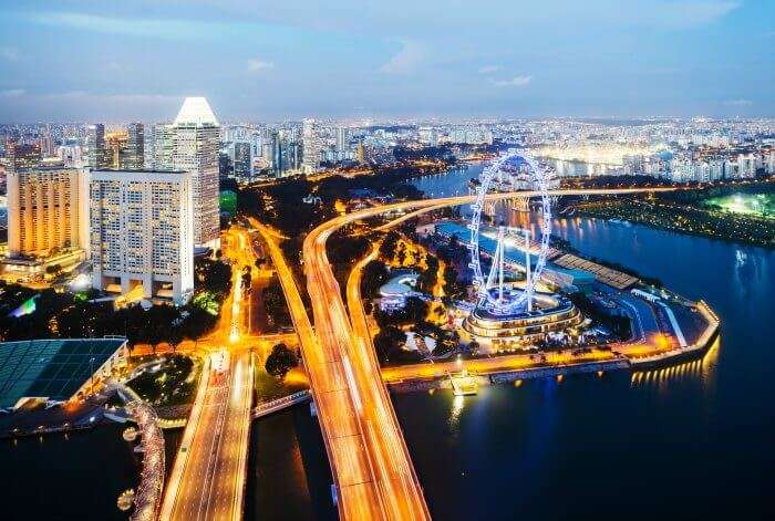 The busy roads of Singapore at night