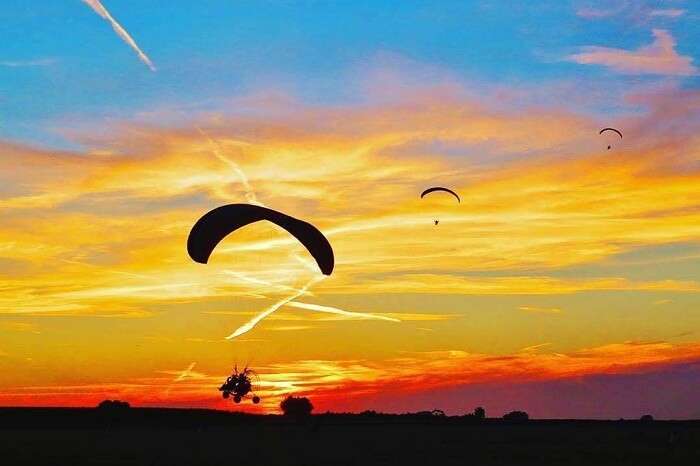 Tourists try their hands on paramotoring in Jaisalmer