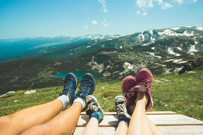 Family enjoying the mountain view