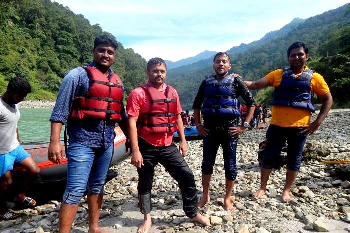 After completing the rafting course in Teesla River
