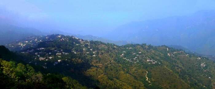 Panoramic views of Lansdowne from the Tip N Top point