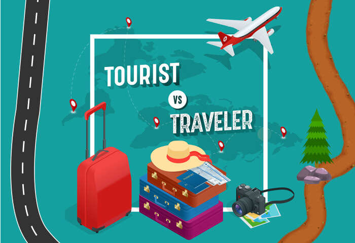 difference of tourist and traveler