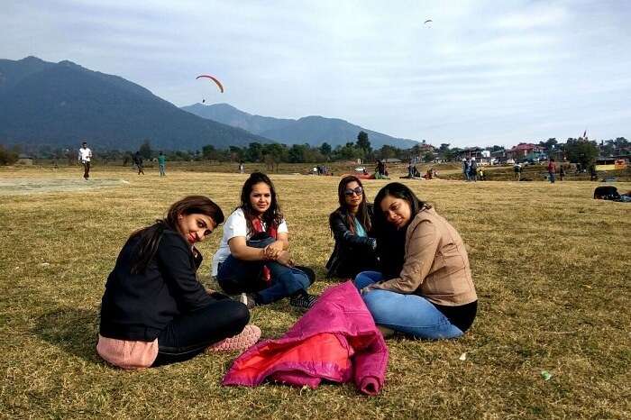 Girls posing for a pic on their trip