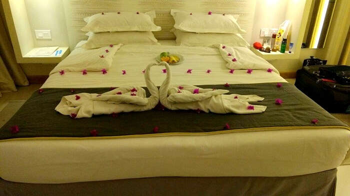 Honeymoon themed room in Mauritius