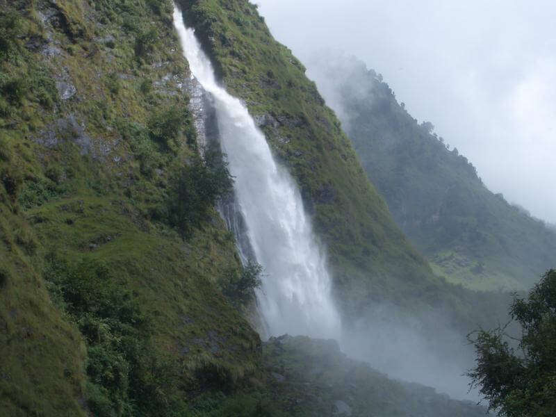 Rudradhari Waterfall near Kausani 
