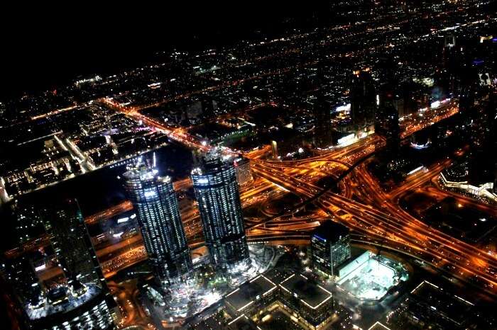Witnessing awesome cityscapes from atop the Burj Khalifa