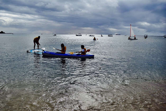 Couple enjoying kayaking in Mauritius