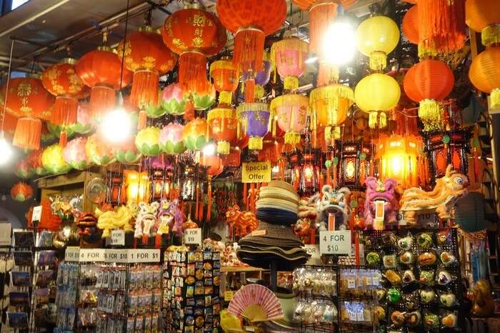 Chinatown street market in Singapore is best for night shopping