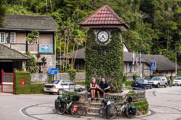 A couple on a Fraser Hill tour