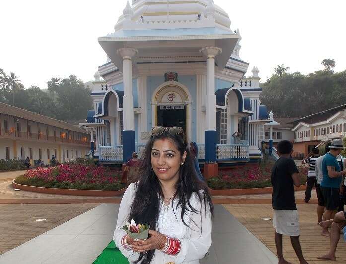 Female traveler in Goa temple
