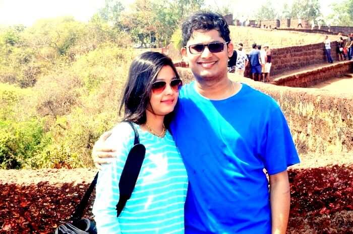 Couple in Goa fort