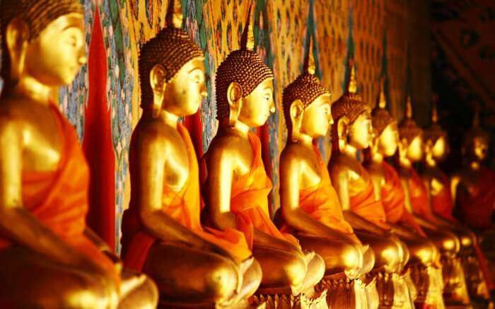 Buddha statues in Sri Lanka