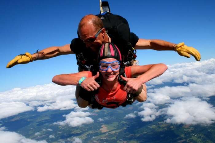 Skdiver taking Tandem skydiving in New Zealand