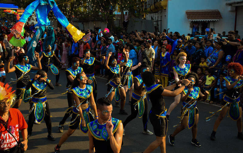 girls dancing during Goa carnival