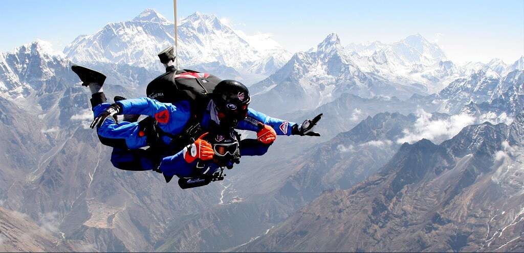 skydiving in nepal