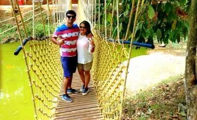 Travelers near Munnar