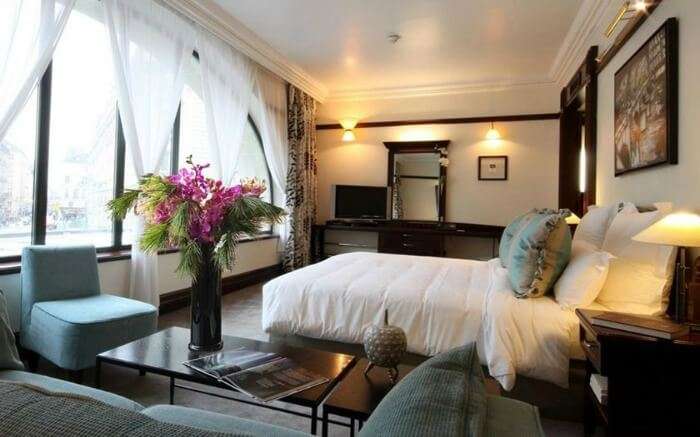 Room in Hotel Pont Royal