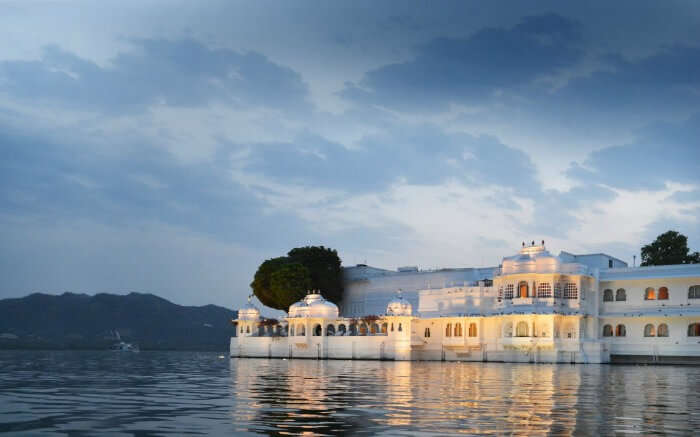  An evening in Udaipur 